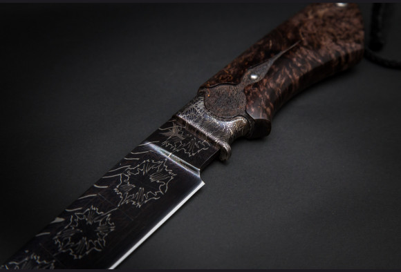 Авторский нож Росомаха <span>(мозаичный дамаск с никелем тонированный, больстер мозайка, стабилизированная карельская береза)</span>