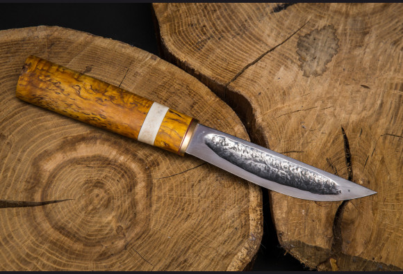 Нож Якутский средний <span>(Х12мф, стабилизированная карельская береза ,рог лося, латунь, кованный дол)</span>