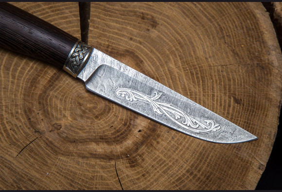 Нож Гепард <span>(дамаск 1200 слоев, венге, литье мельхиор, художественное оформление клинка)</span>