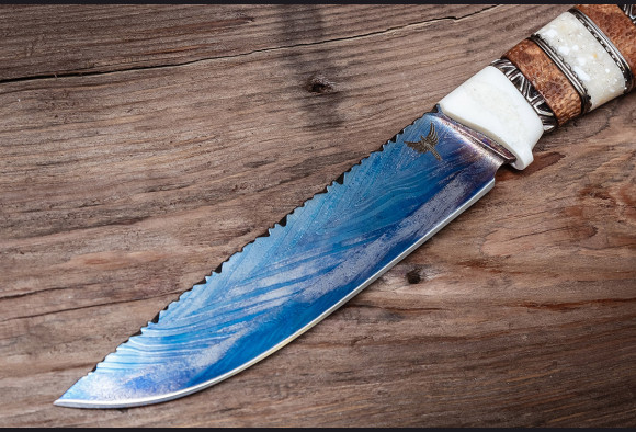 Нож Гепард <span>(Трехслойный ламинат, рукоять стабилизированная карельская береза, кость моржа, вставки титан)</span>