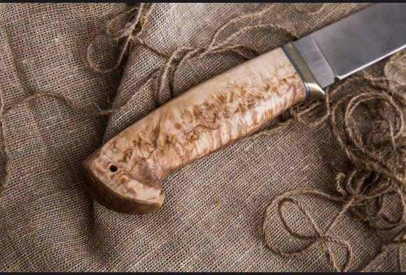 Нож Пума <span>(S290, стабилизированная карельская береза, рукоять резная)</span>