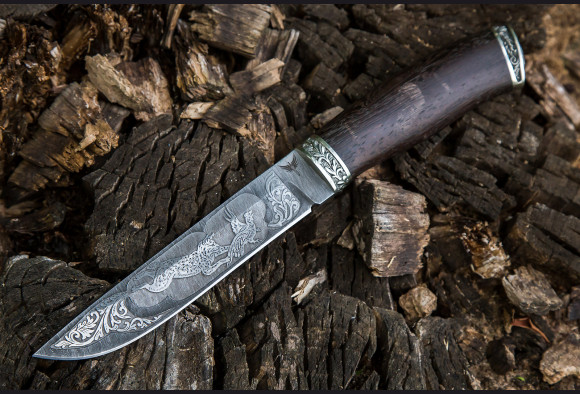 Нож Егерь <span>(дамаск 1200 слоев, венге, литье мельхиор, художественное оформление клинка)</span>