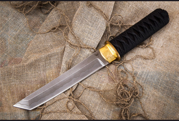 Нож Самурай <span>(трехслойный ламинат, мореный граб, цуба латунь)</span> рукоять в оплетке  