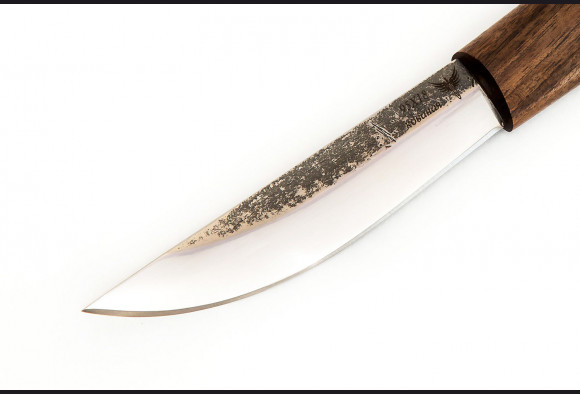 Нож Якутский средний <span>(95х18, орех)</span>