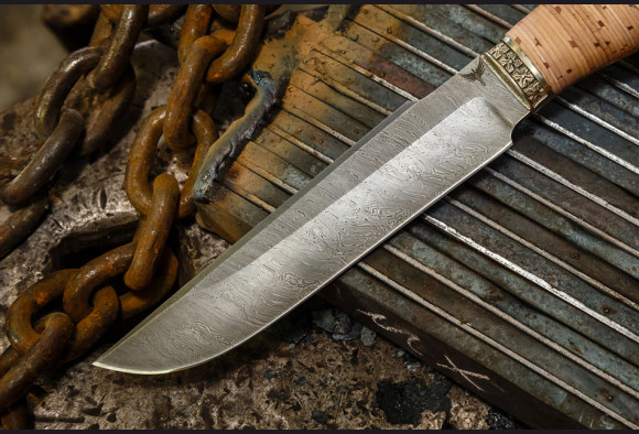Нож Скорпион <span>(дамаск 1200 слоев, береста, литье мельхиор)</span>