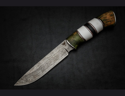 Нож Фрегат (мозаичный дамаск, зеленая стабилизированная береза, рог лося)