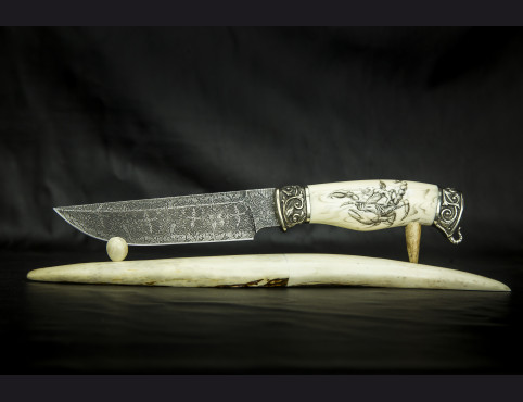Авторский нож Титан (мозаичный дамаск с никелем, клык моржа, больстры мозайка) скримшоу 