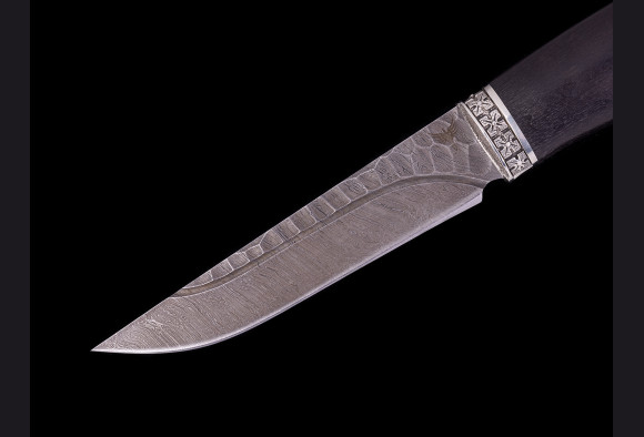 Нож Гепард <span>(Дамаск 1200 слоев, мореный граб, литье мельхиор, долы камень)</span>