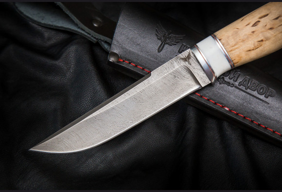 Нож Волк <span>( х12мф, белый акрил , карельская береза)</span>