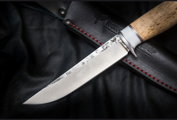 Нож Амур <span>(х12мф, акрил, карельская береза)</span>