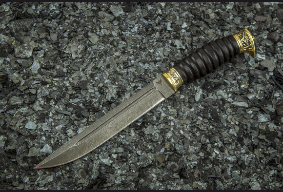 Нож Пластунский <span>(Дамаск 1200 слоев, мореный граб, латунь)</span>